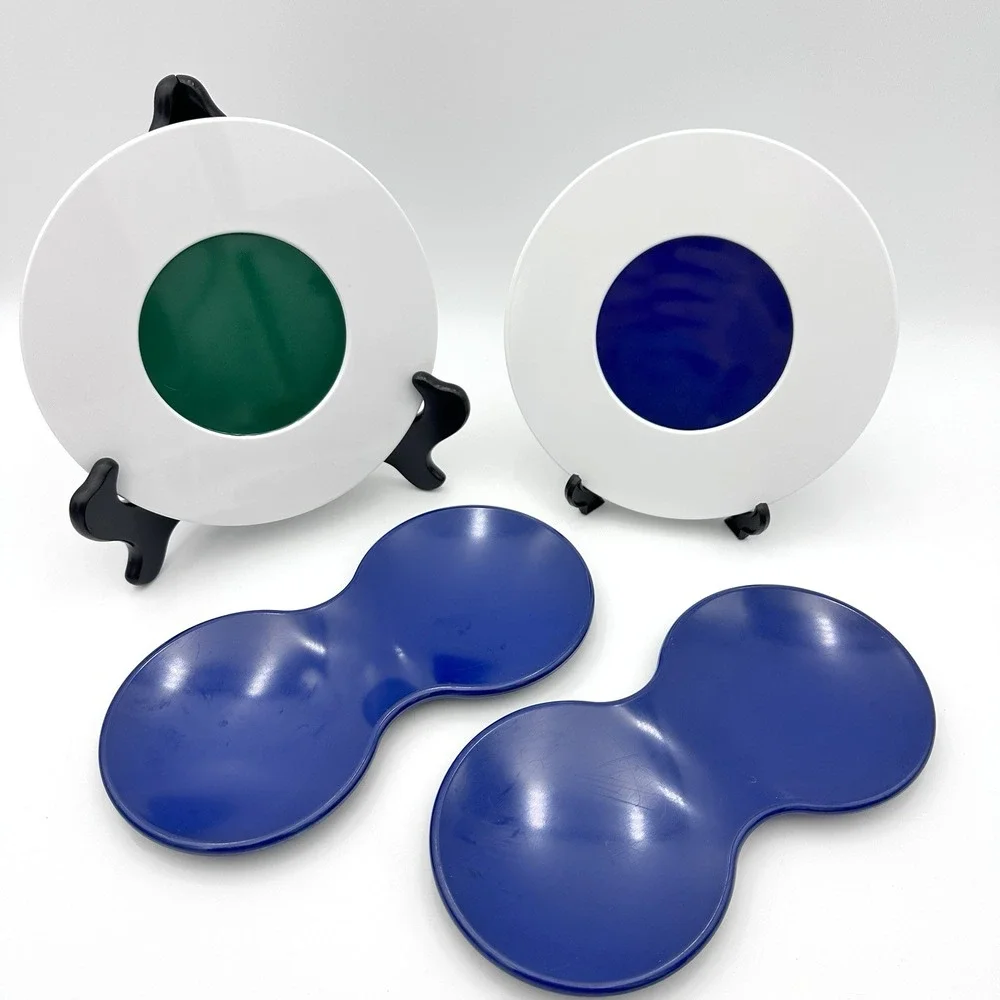 Tupperware 2 Spoon Rests 2 Round Trivets Blue White Green Kitchen Lot Melamine